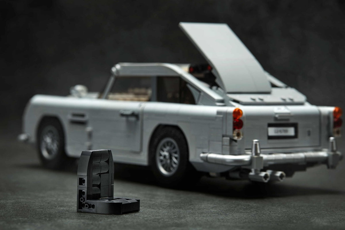 James Bond Aston Martin DB5 (1295+pcs)
