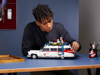 Ghostbusters ECTO-1 (2352+pcs)
