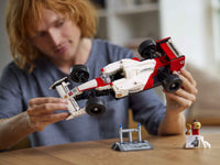McLaren MP4/4 & Ayrton Senna (693+pcs)