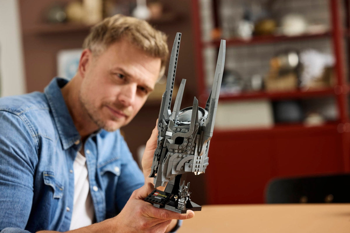 The Lord of the Rings: Sauron's Helmet (538+pcs)