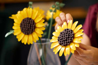 Sunflower Bouquet (686+pcs)