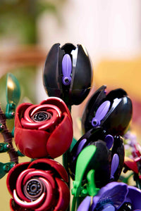Dark Flower Arrangement (562+pcs)