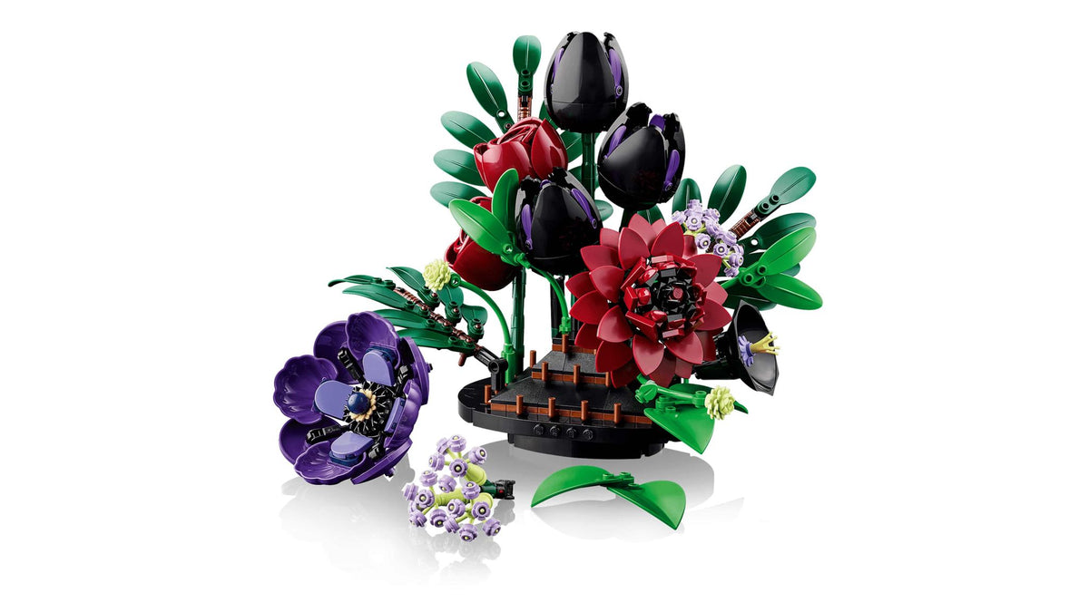 Dark Flower Arrangement (562+pcs)