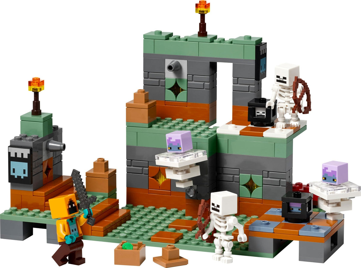 The Trial Chamber (322+pcs)