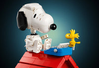 Peanuts: Snoopy's Doghouse (964+pcs)