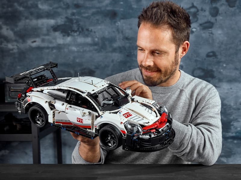 Porsche 911 RSR TECHNIC (1580+pcs)