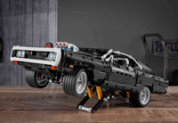Dom's Dodge Charger (1077+pcs)