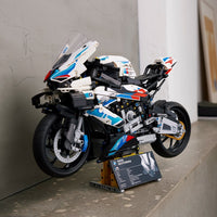 BMW M 1000 RR (1920+pcs)