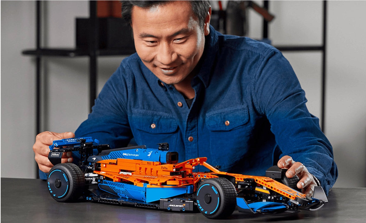 McLaren Formula 1 Race Car (1432+pcs)