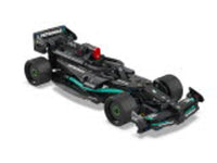 Mercedes-AMG F1 W14 Pull-Back (240+pcs)