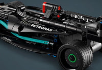 Mercedes-AMG F1 W14 Pull-Back (240+pcs)