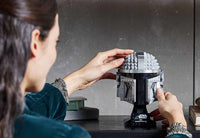 The Mandalorian Helmet (584+pcs)