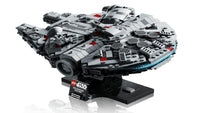 Millennium Falcon (921+pcs)
