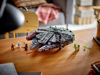 The Dark Falcon (1579+pcs)