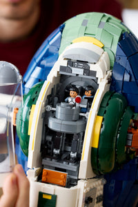Jango Fett's Starship (2970+pcs)