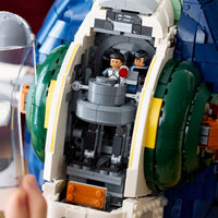 Jango Fett's Starship (2970+pcs)