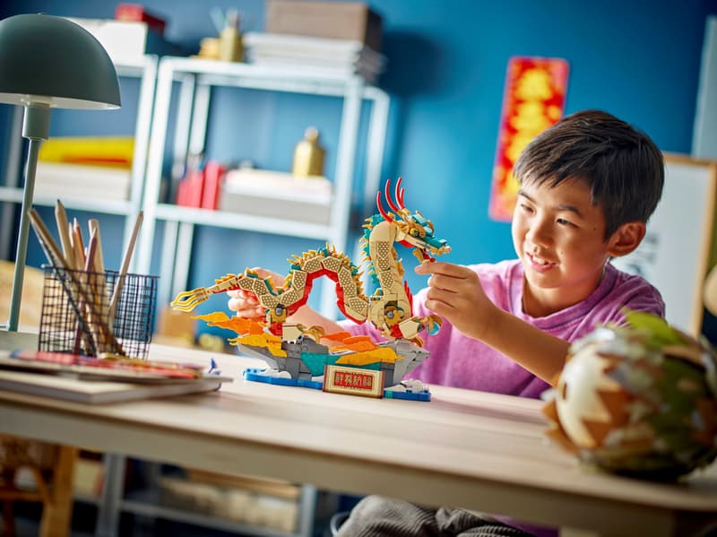 Auspicious Dragon (1171+pcs)